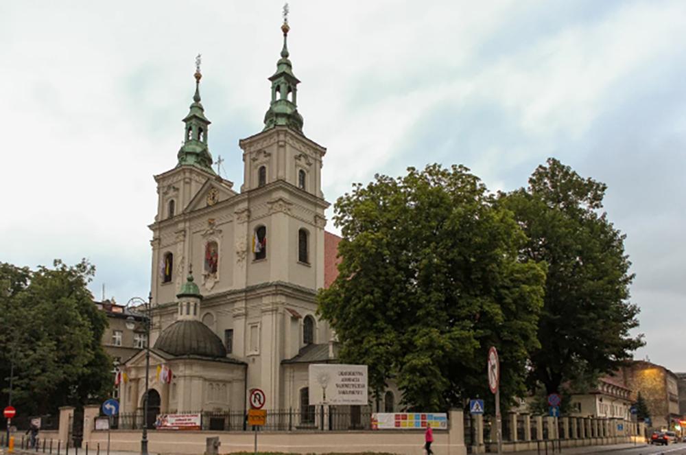 Какова была национальность матери актера Анатолия Папанова и на что ей довелось пойти ради брака с его отцом